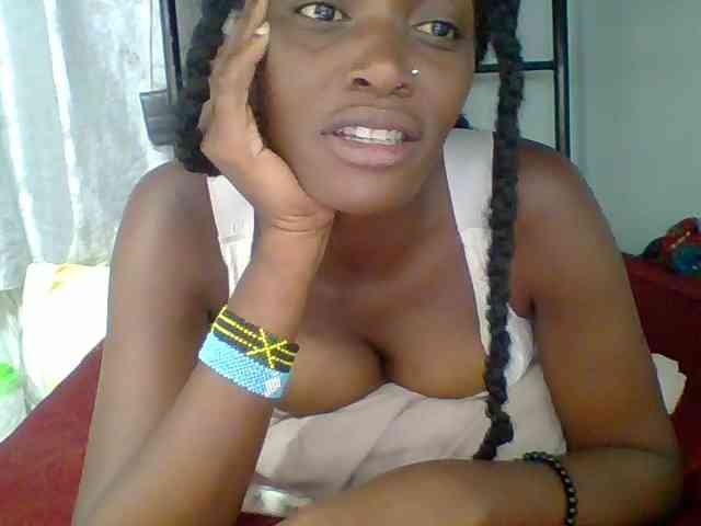 Chocolate-saucy webcam