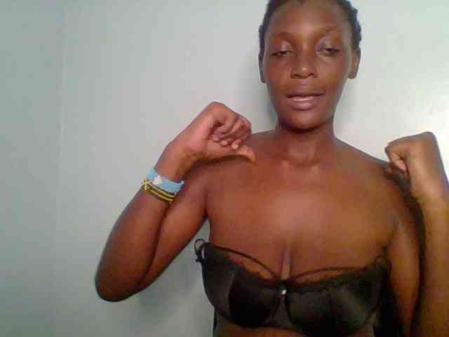 Chocolate-saucy webcam