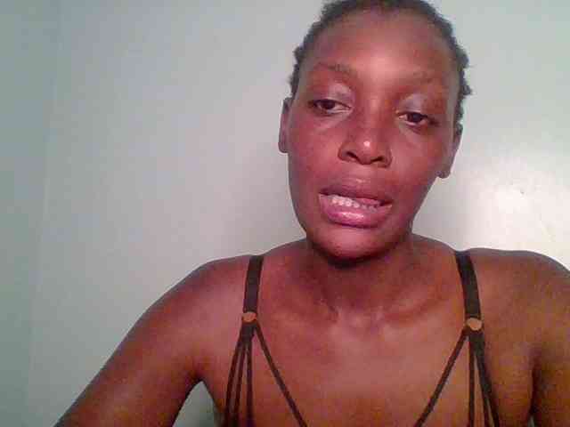 Chocolate-saucy webcam