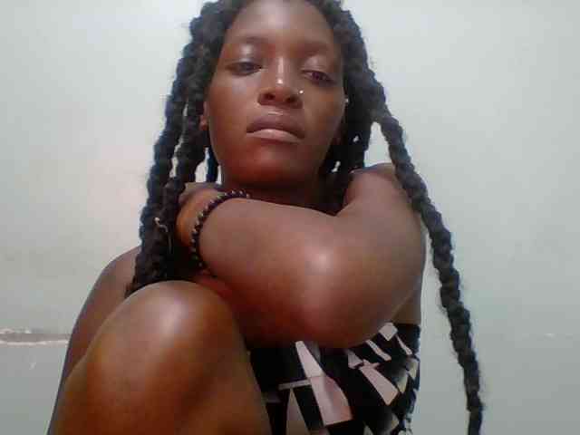 Chocolate-saucy webcam