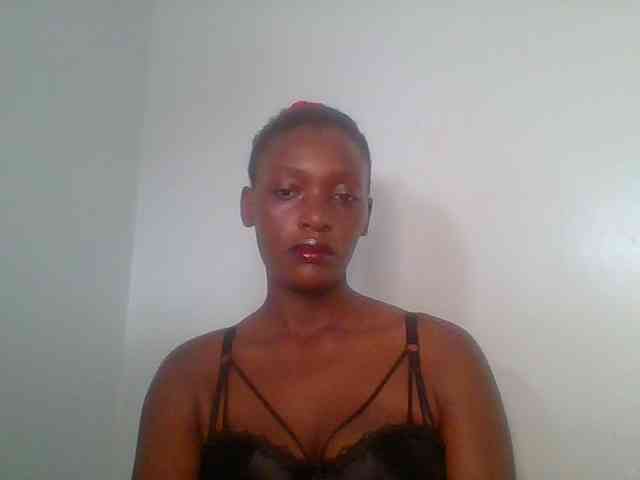 Chocolate-saucy webcam