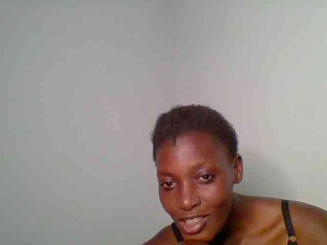 Chocolate-saucy webcam