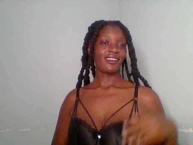 Chocolate-saucy webcam