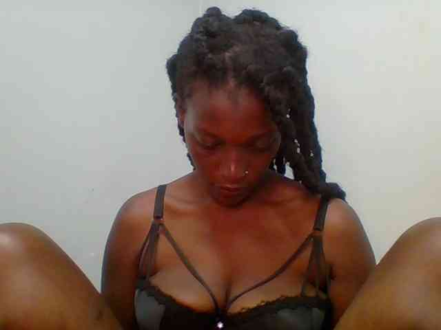 Chocolate-saucy webcam