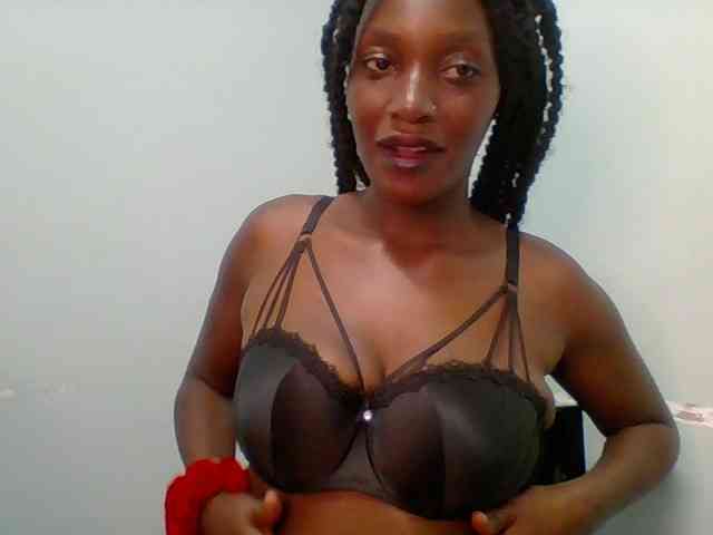 Chocolate-saucy webcam