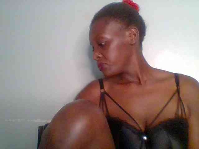 Chocolate-saucy webcam