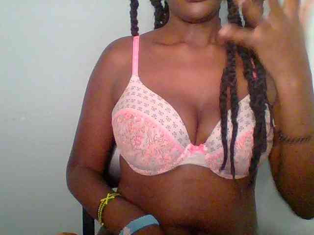 Chocolate-saucy webcam