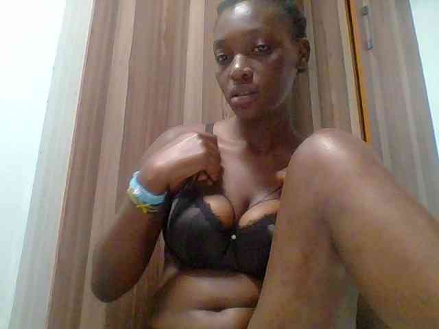 Chocolate-saucy webcam