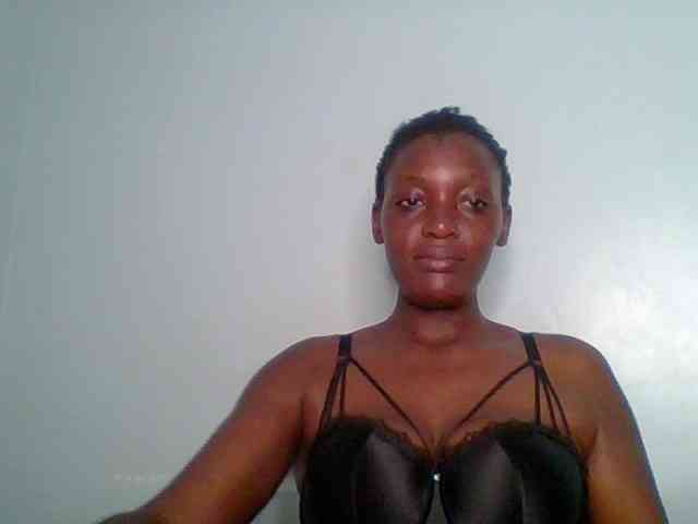 Chocolate-saucy webcam