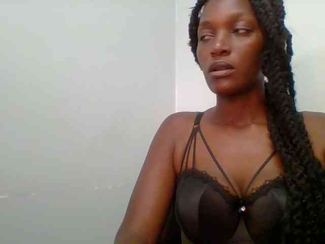 Chocolate-saucy webcam