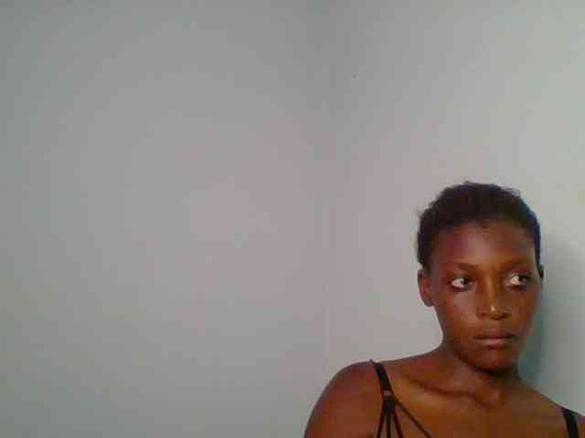 Chocolate-saucy webcam