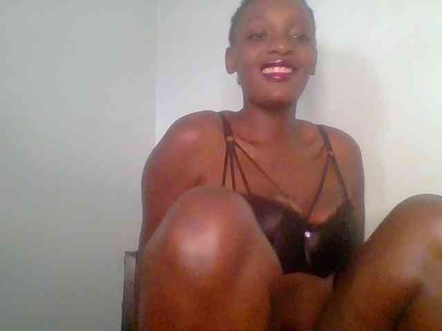 Chocolate-saucy webcam