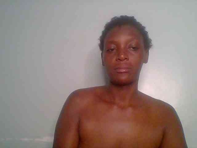 Chocolate-saucy webcam