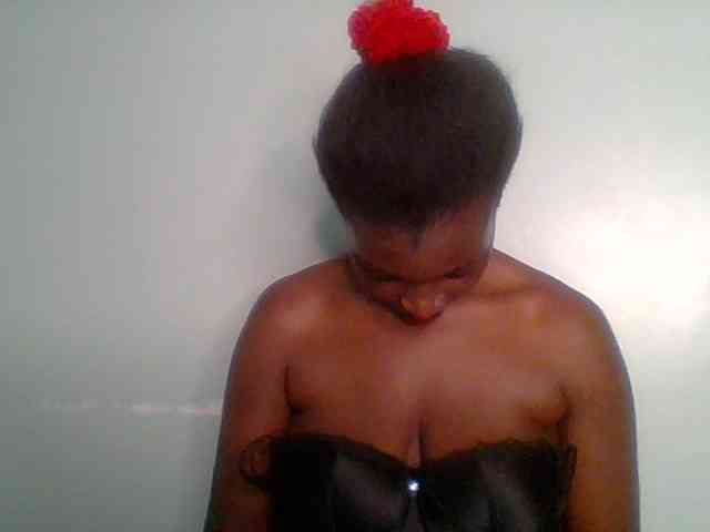 Chocolate-saucy webcam