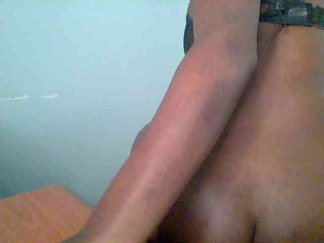 Chocolate-saucy webcam