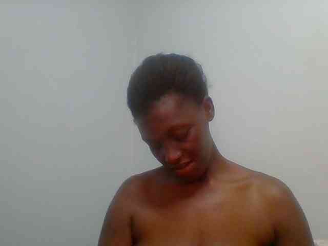 Chocolate-saucy webcam