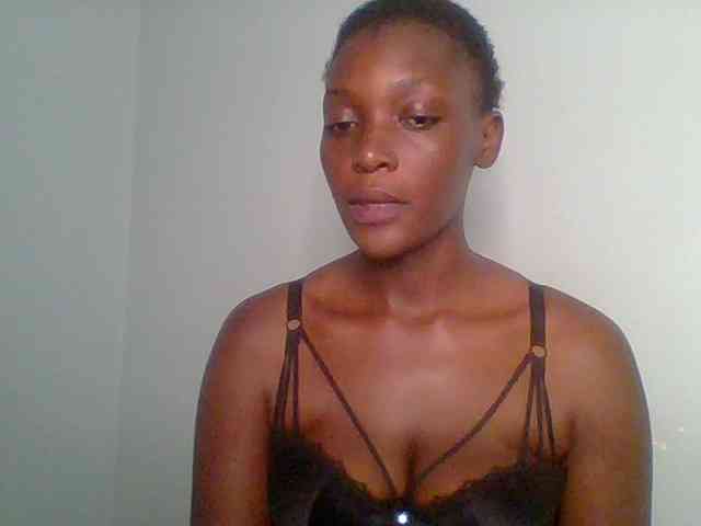 Chocolate-saucy webcam