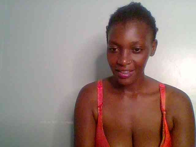 Chocolate-saucy webcam