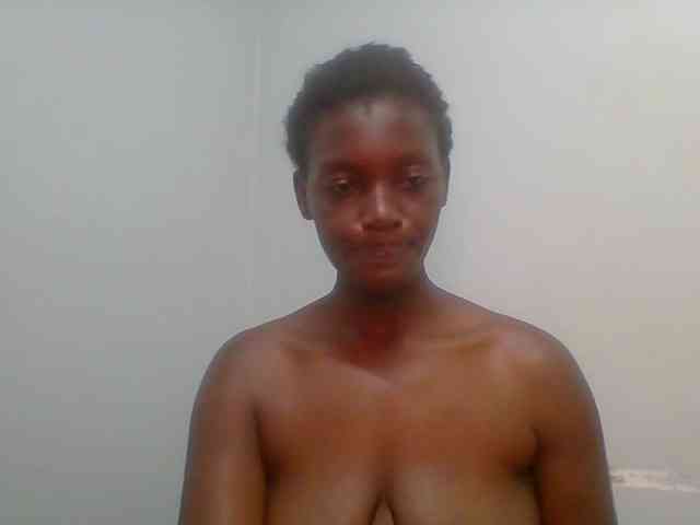 Chocolate-saucy webcam