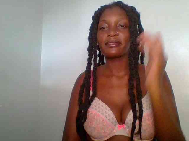 Chocolate-saucy webcam