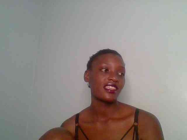 Chocolate-saucy webcam