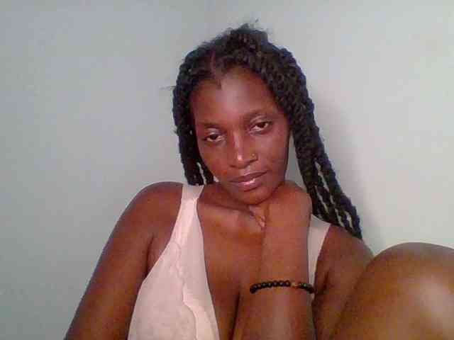 Chocolate-saucy webcam