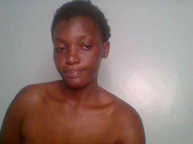 Chocolate-saucy webcam