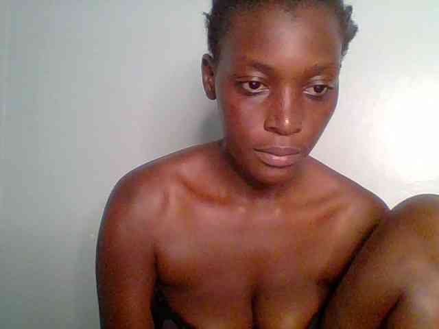 Chocolate-saucy webcam