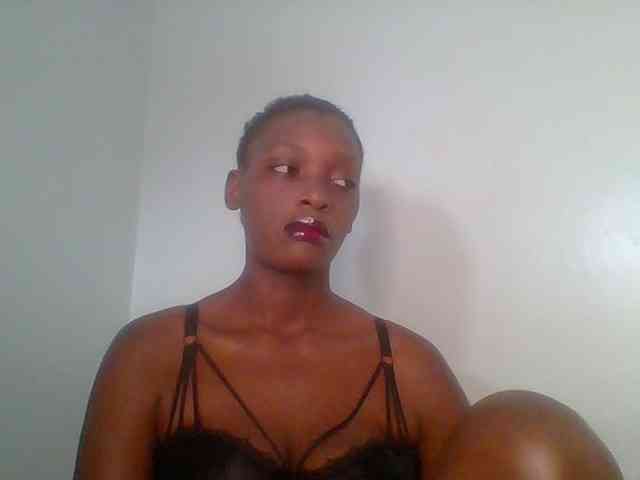 Chocolate-saucy webcam