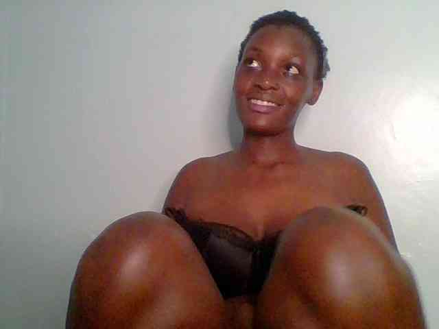 Chocolate-saucy webcam