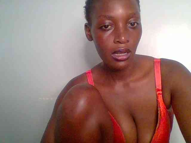 Chocolate-saucy webcam