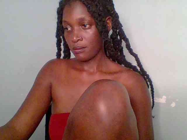 Chocolate-saucy webcam