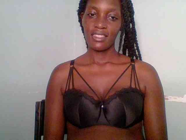 Chocolate-saucy webcam