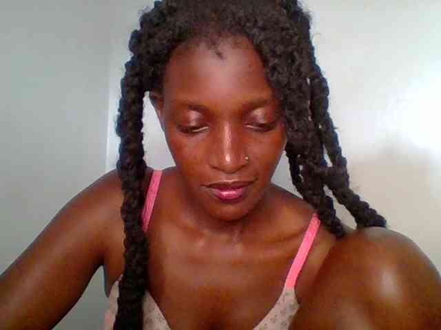 Chocolate-saucy webcam