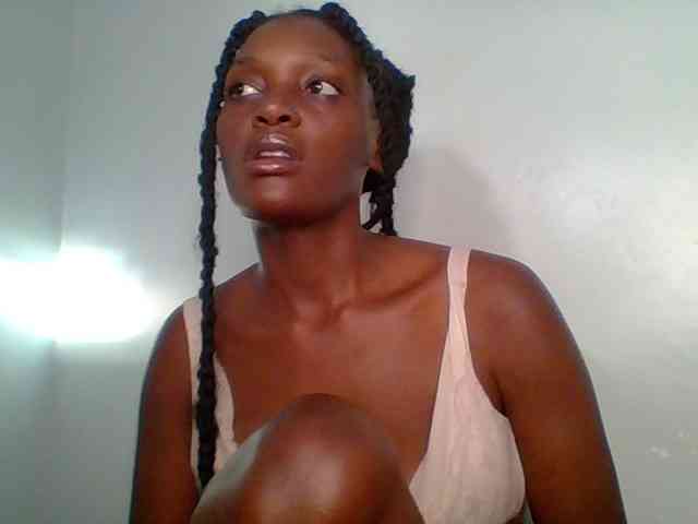 Chocolate-saucy webcam