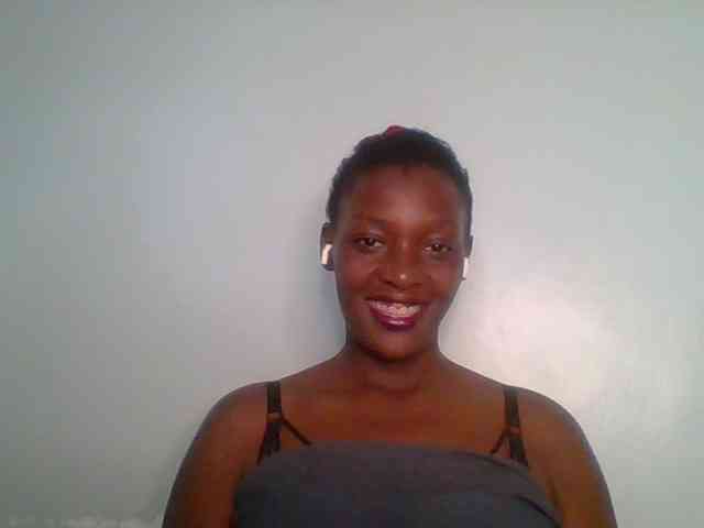 Chocolate-saucy webcam