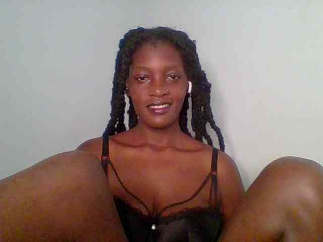 Chocolate-saucy webcam