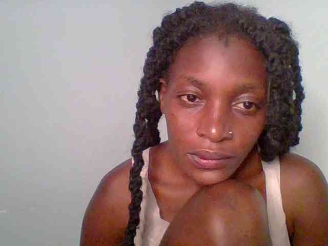 Chocolate-saucy webcam