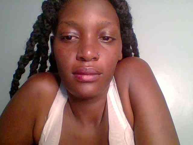 Chocolate-saucy webcam