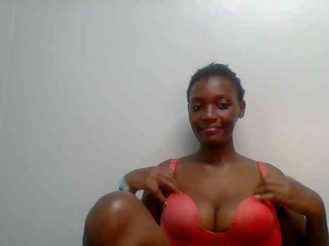 Chocolate-saucy webcam