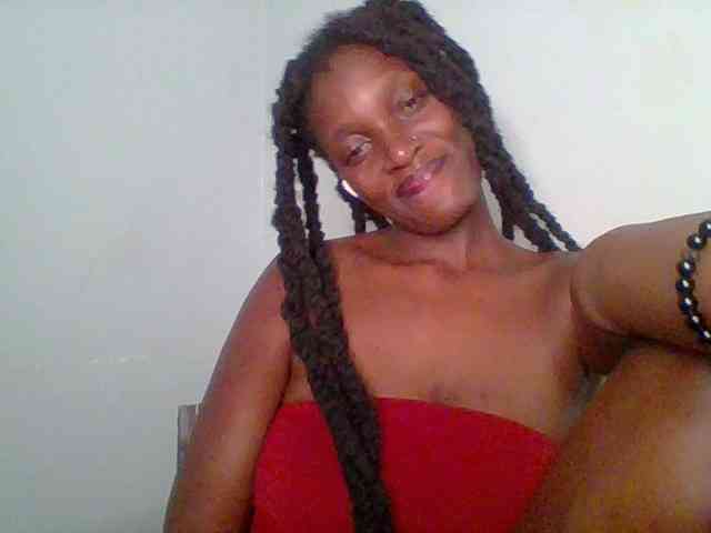 Chocolate-saucy webcam