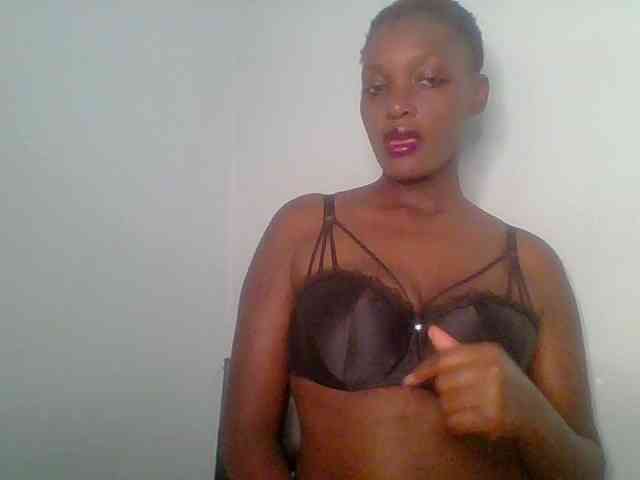 Chocolate-saucy webcam