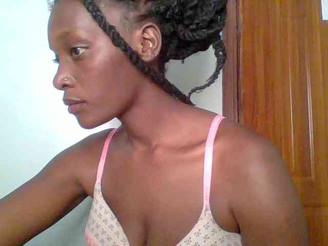 Chocolate-saucy webcam