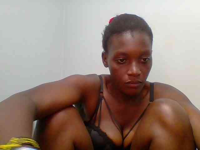 Chocolate-saucy webcam