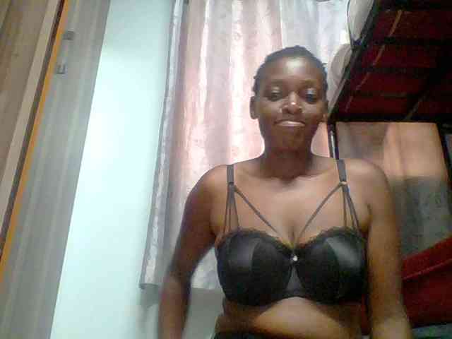 Chocolate-saucy webcam