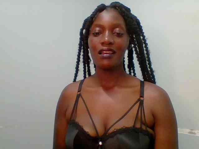 Chocolate-saucy webcam