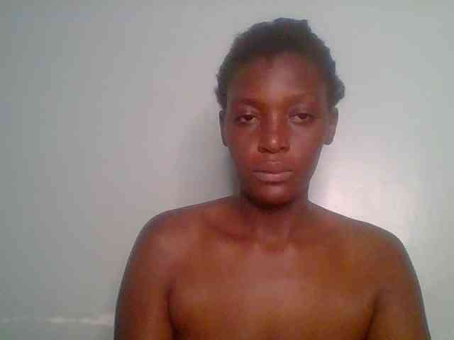 Chocolate-saucy webcam