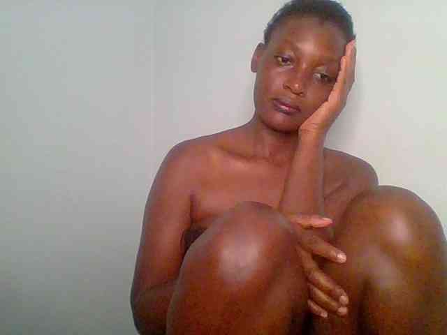 Chocolate-saucy webcam