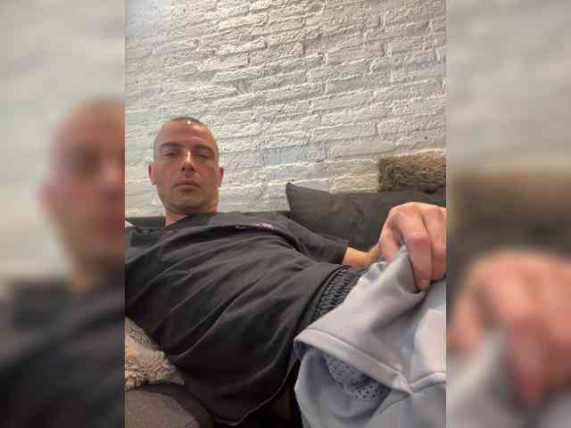 Xxrooo Live Webcam on BongaCams