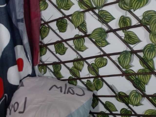 TUCHICA26's BongaCams show and profile